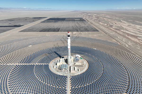 甘肃阿克塞哈萨克族自治县光热+光伏试...